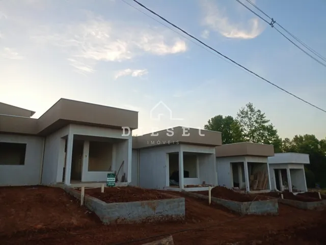 Casa geminada com 2 dormitórios, foto 1