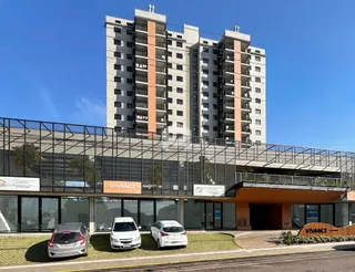 Fachada de um grande edifício residencial em Lajeado, Brasil.
