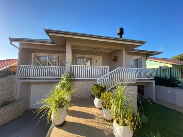 Casa com 3 dormitórios