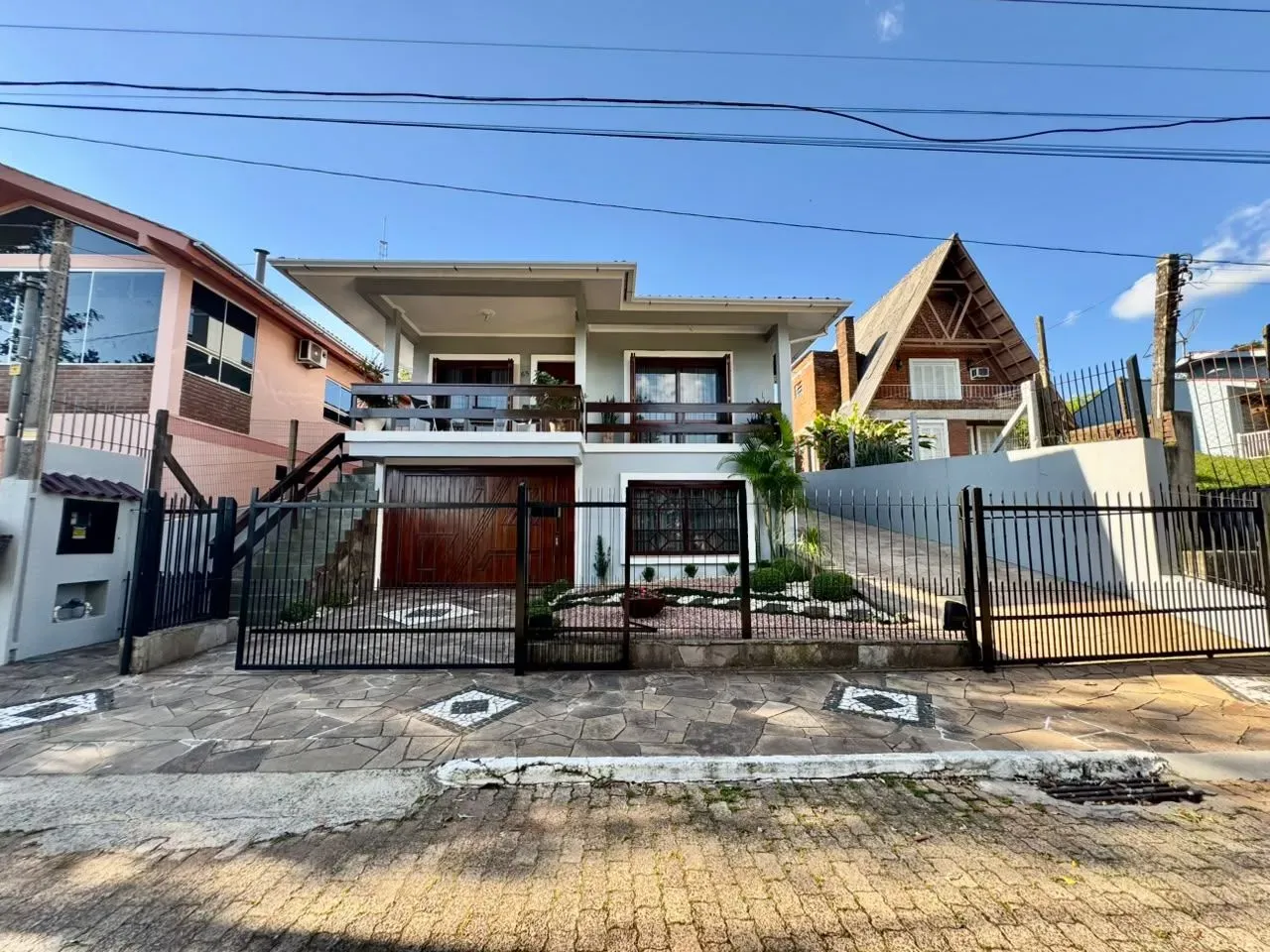 Casa com 3 dormitórios, foto 1