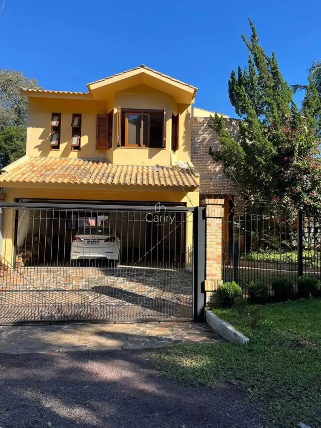 Casa com 3 dormitórios