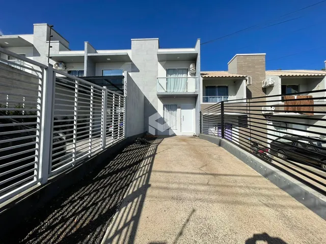 Fachada moderna de um imóvel residencial em Lajeado, Brasil.