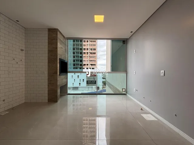 Apartamento com 2 dormitórios, foto 3
