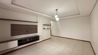 Apartamento com 2 dormitórios, foto 3