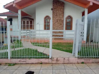 Casa com 5 dormitórios, foto 1