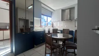 Apartamento com 3 dormitórios, foto 4