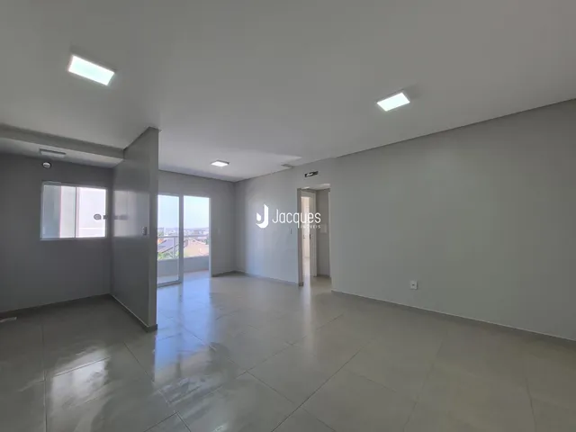 Apartamento com 2 dormitórios, foto 2