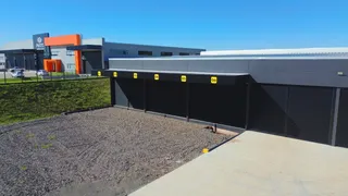 Vista externa de um prédio comercial em Lajeado, Brasil.
