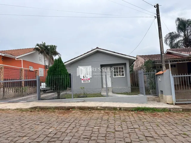 Casa com 3 dormitórios