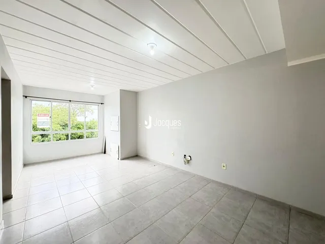 Apartamento com 2 dormitórios, foto 2