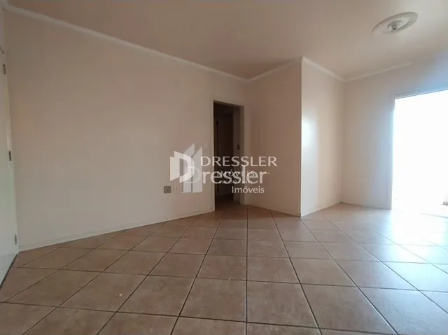 Apartamento com 2 dormitórios, foto 3