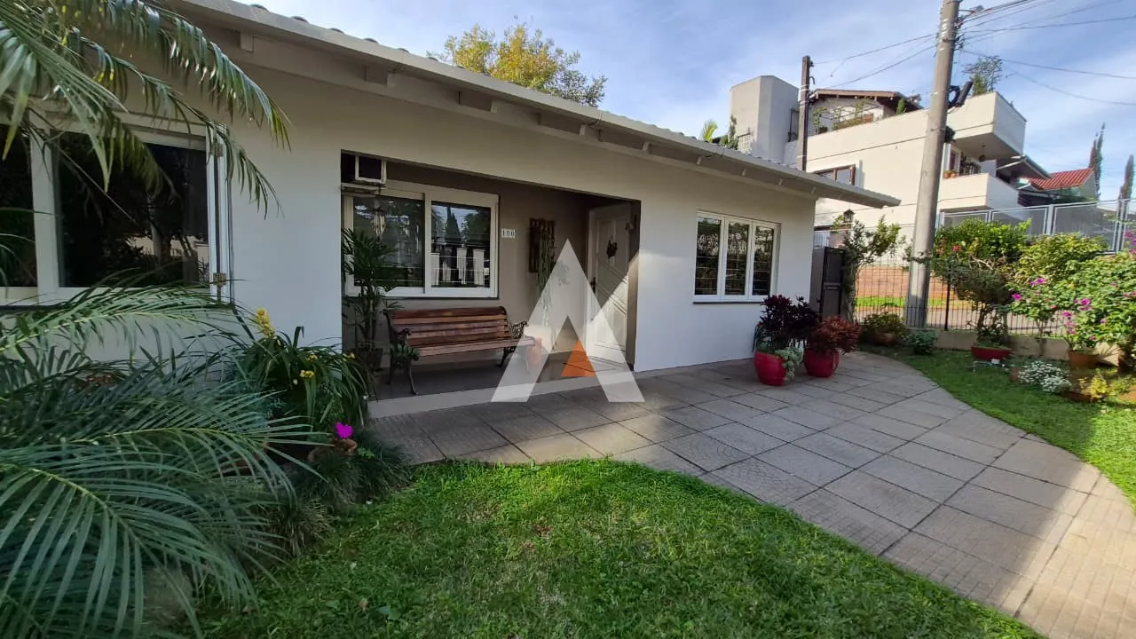 Casa com 3 dormitórios, foto 1