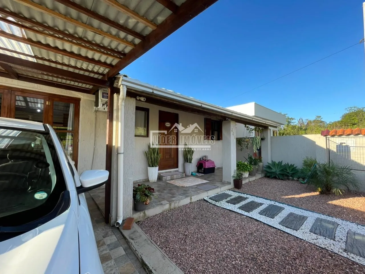 Casa com 2 dormitórios, foto 1