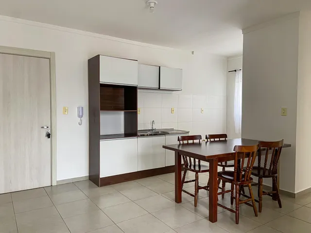 Apartamento com 2 dormitórios, foto 3