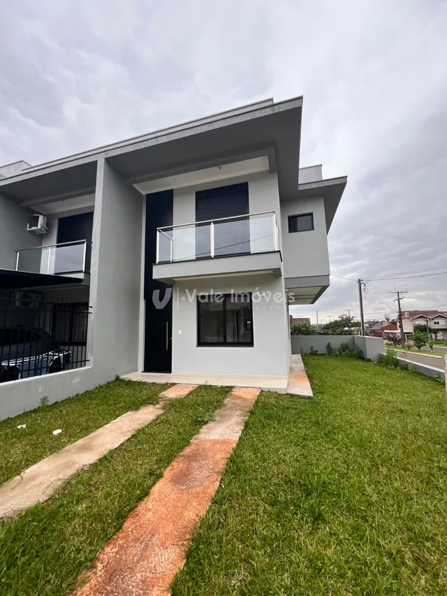 Sobrado com 3 dormitórios