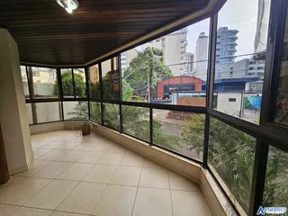 Apartamento com 3 dormitórios, foto 3