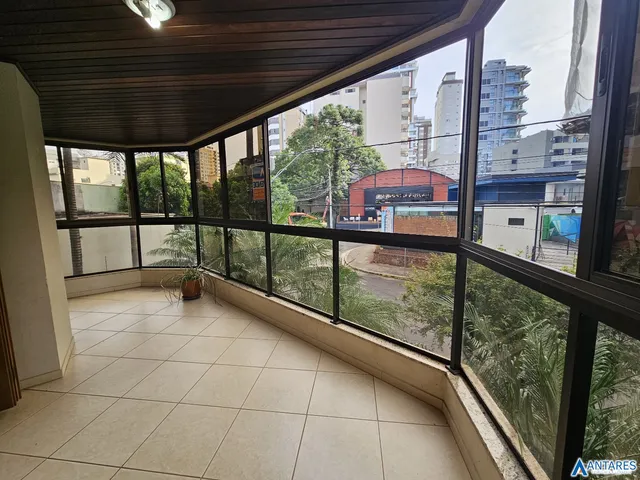 Apartamento com 3 dormitórios, foto 3
