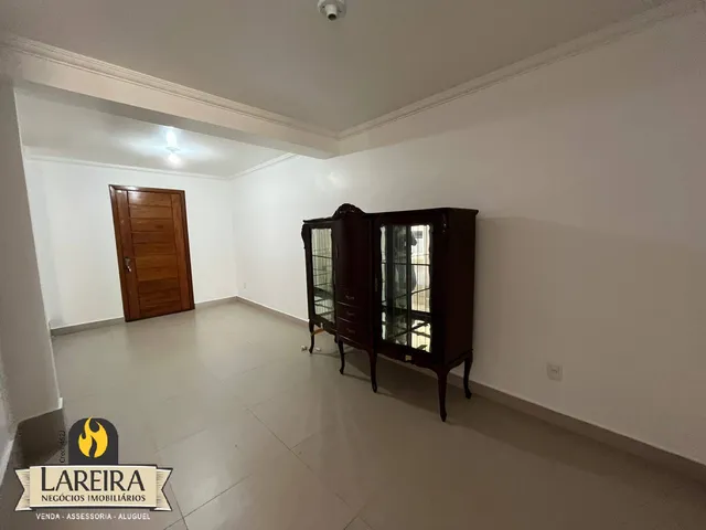 Casa com 4 dormitórios, foto 2