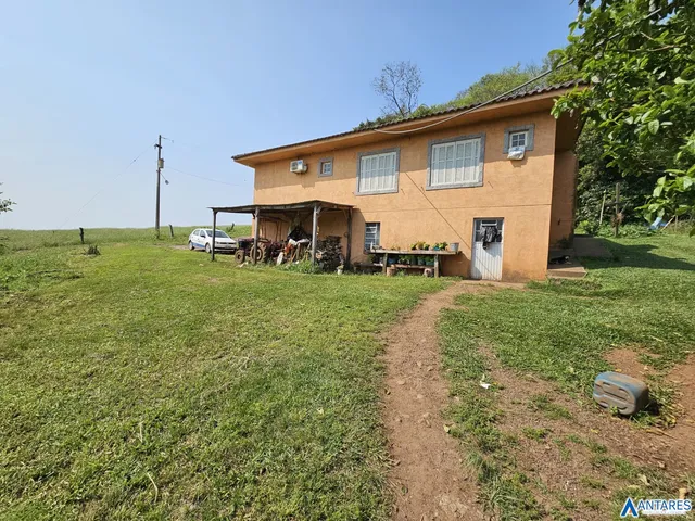 Área rural com 3 dormitórios, foto 2