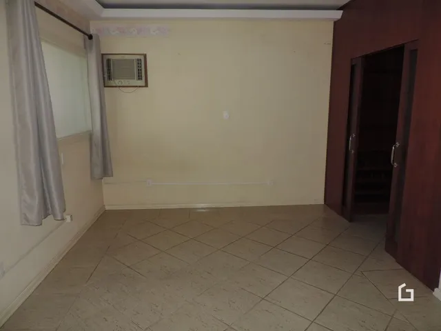 Casa com 6 dormitórios, foto 3