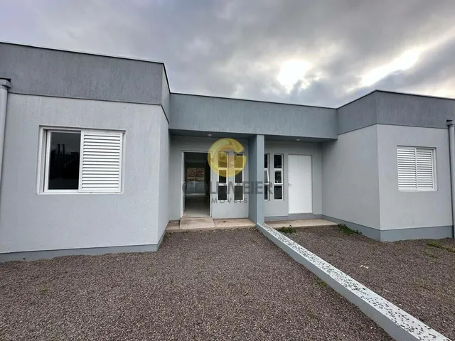 Casa com 2 dormitórios