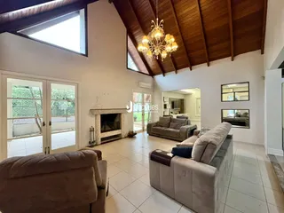 Casa com 4 dormitórios, foto 8
