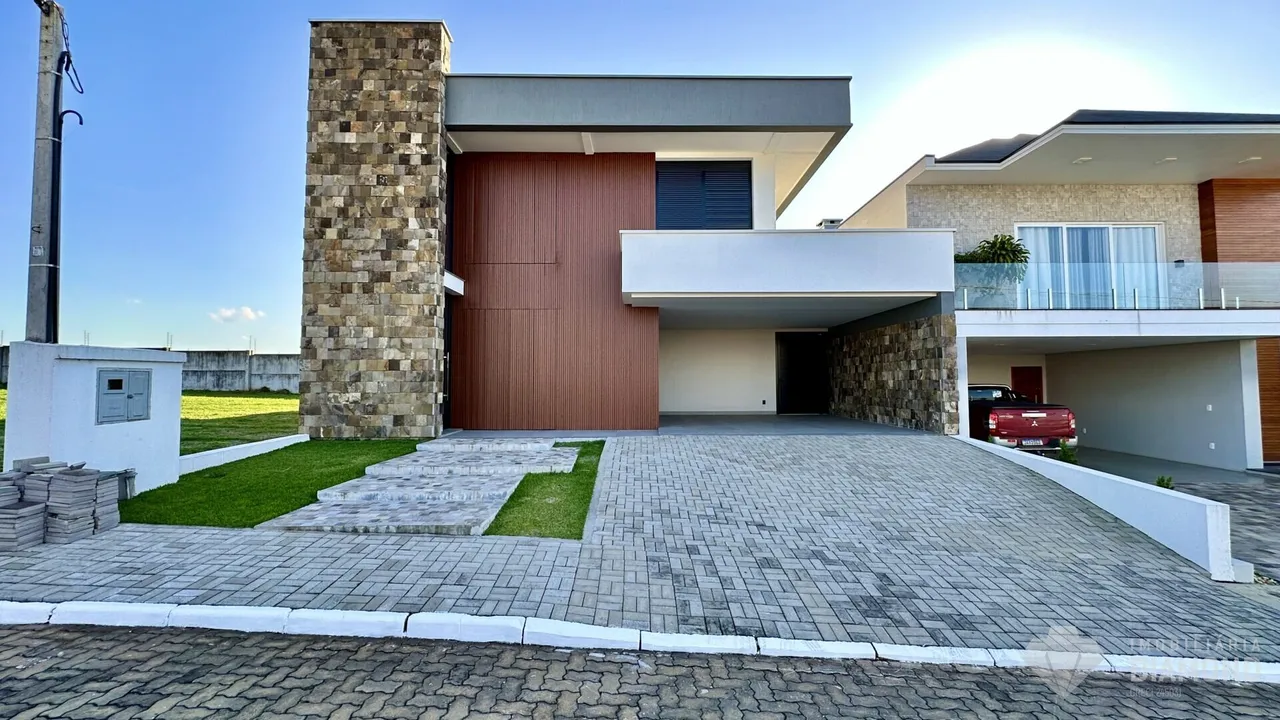 Casa com 3 dormitórios, foto 1
