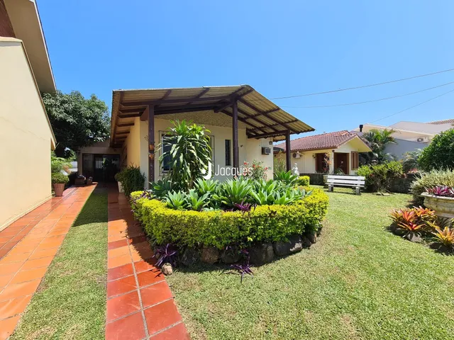 Casa com 3 dormitórios, foto 2