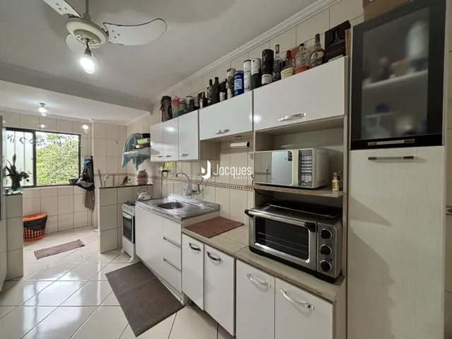 Apartamento com 2 dormitórios, foto 2