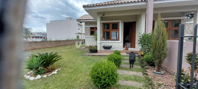 Casa geminada com 2 dormitórios