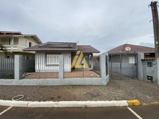 Casa com 3 dormitórios