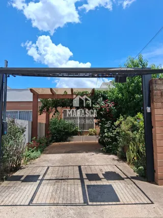 Casa com 2 dormitórios, foto 1
