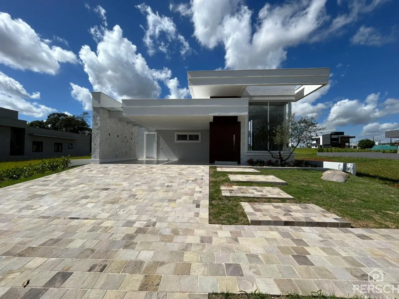 Casa com 3 dormitórios, foto 1