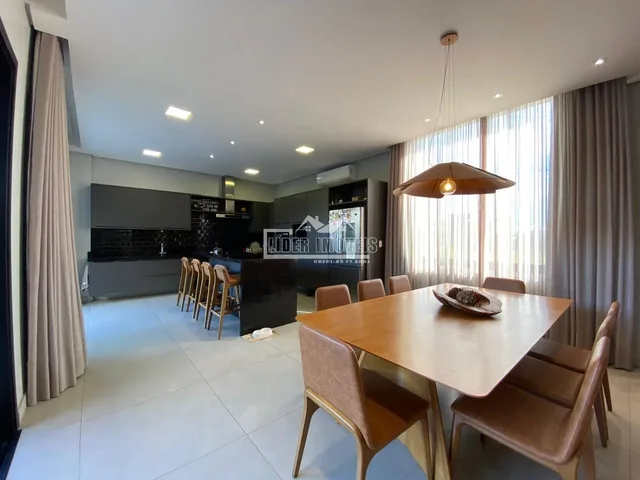 Casa com 4 dormitórios, foto 3