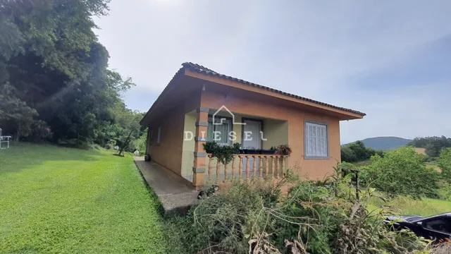 Área rural com 3 dormitórios