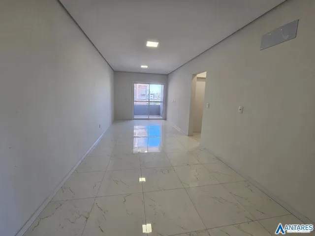 Apartamento com 2 dormitórios, foto 2