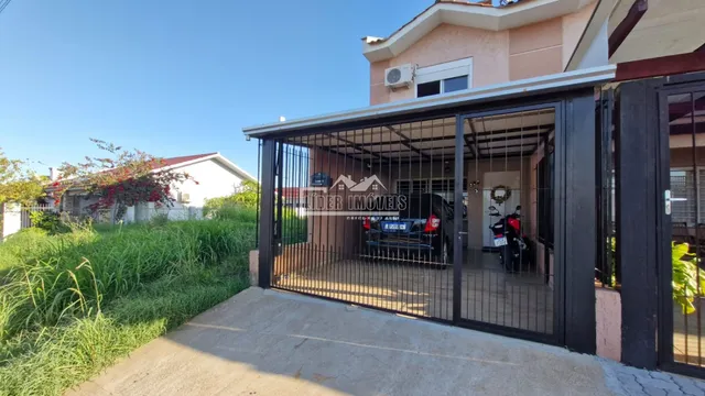 Sobrado com 2 dormitórios