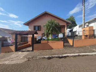 Casa com 3 dormitórios, foto 1