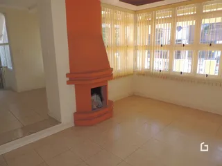 Casa com 6 dormitórios, foto 12