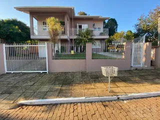 Casa com 4 dormitórios, foto 1
