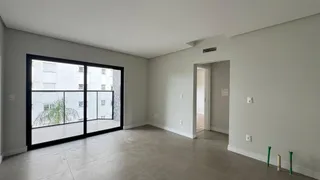 Apartamento com 2 dormitórios, foto 3