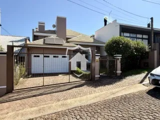 Casa com 3 dormitórios