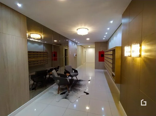 Corredor interno de uma residência em Lajeado, Brasil.