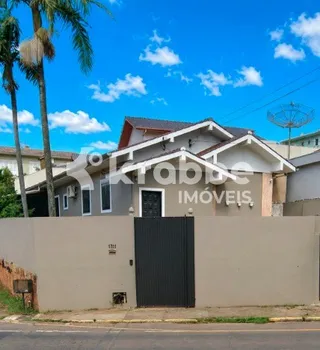 Casa com 2 dormitórios