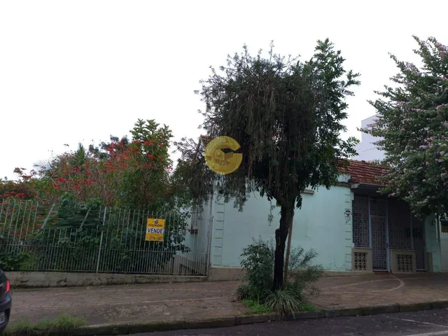 Casa com 4 dormitórios