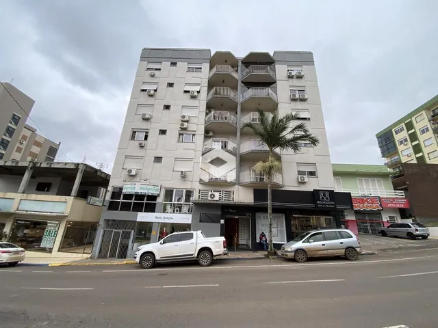 Fachada de um prédio residencial em Lajeado, Brasil.