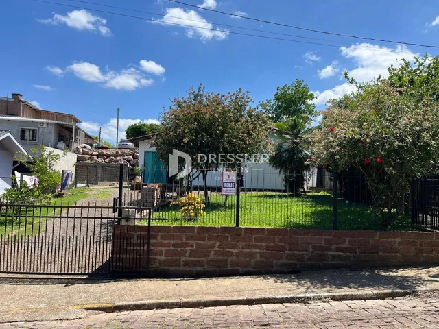 Casa com 2 dormitórios
