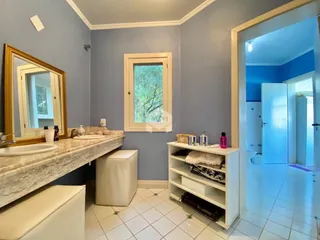 Casa com 4 dormitórios, foto 4