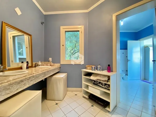 Casa com 4 dormitórios, foto 4