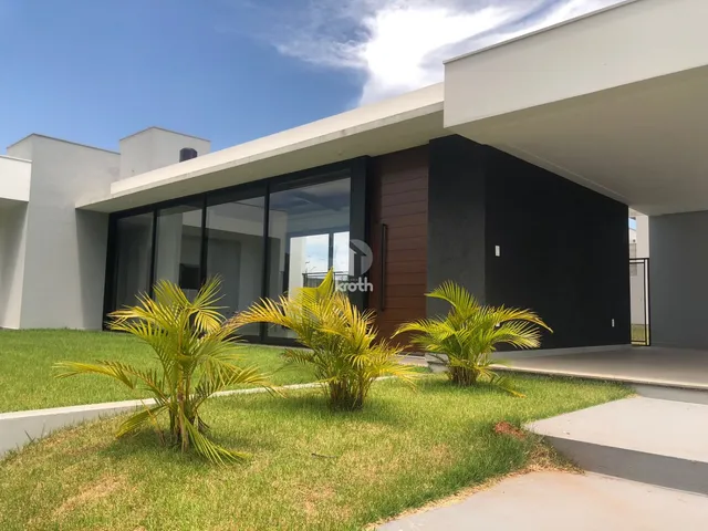 Casa com 3 dormitórios